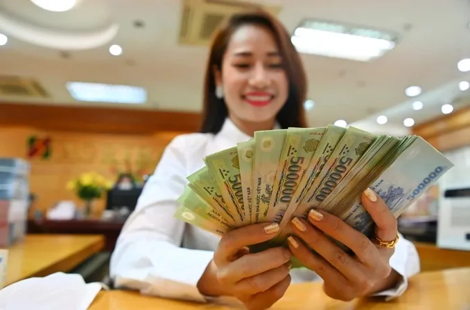 Ngân hàng nào thưởng 2/9 khủng nhất? - Ảnh 1. Ngân hàng nào thưởng 2/9 khủng nhất? - Ảnh 1.