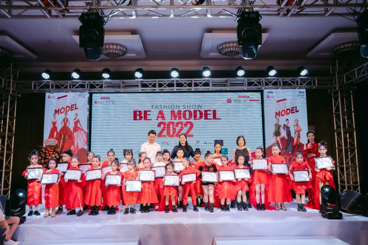 Chương trình nghệ thuật Be A Model 2022 - nơi chắp cánh ước mơ nghề mẫu cho giới trẻ - Ảnh 1.