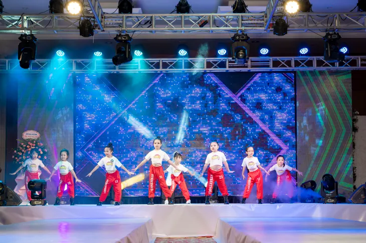 Chương trình nghệ thuật Be A Model 2022 - nơi chắp cánh ước mơ nghề mẫu cho giới trẻ - Ảnh 2.
