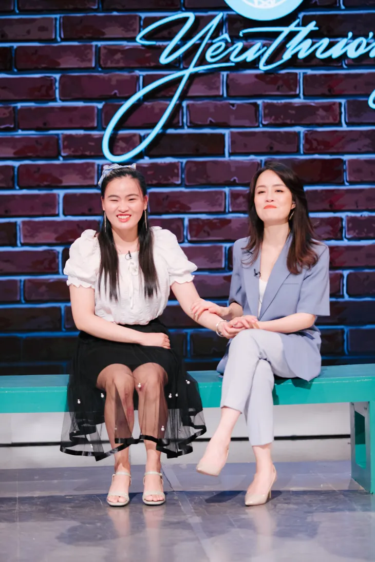 Cô gái khiếm thị viết sách, nuôi ước mơ thành diễn giả - Ảnh 4. Cô gái khiếm thị viết sách, nuôi ước mơ thành diễn giả - Ảnh 4.