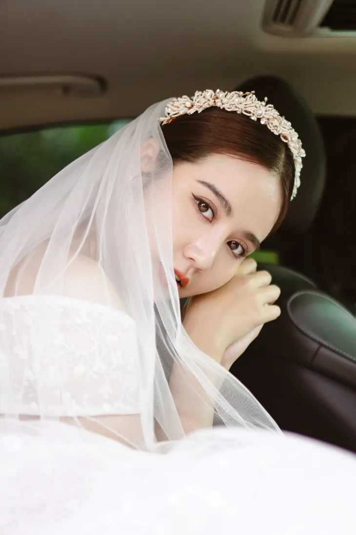 Thương ngày nắng về: Loạt ảnh đám cưới Trang - Duy khiến fan mê đắm - Ảnh 2. Thương ngày nắng về: Loạt ảnh đám cưới Trang - Duy khiến fan mê đắm - Ảnh 2.