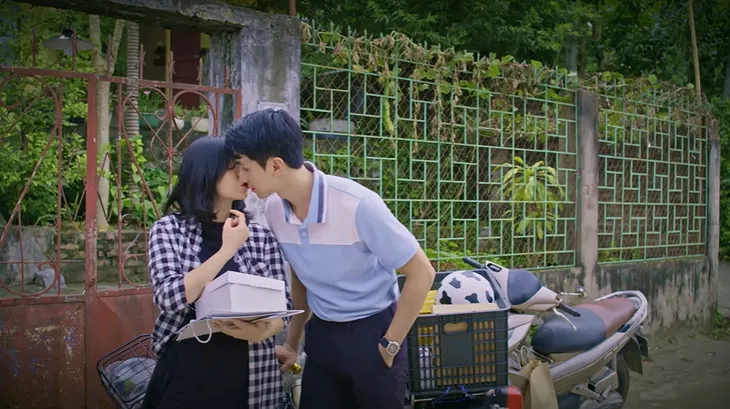 Bị Quỳnh Kool tát điếng người, Bình An sửa luôn lời thoại - Ảnh 6. Bị Quỳnh Kool tát điếng người, Bình An sửa luôn lời thoại - Ảnh 6.