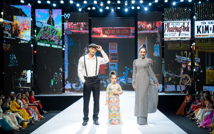Hoa hậu Ngọc Châu xinh đẹp làm vedette tại show áo dài trên đất Nghệ - Ảnh 3. Hoa hậu Ngọc Châu xinh đẹp làm vedette tại show áo dài trên đất Nghệ - Ảnh 3.