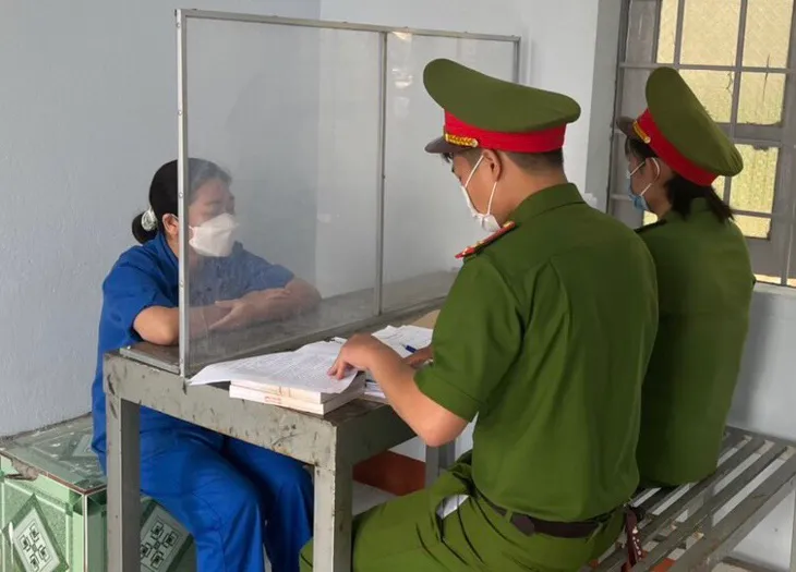 Đắk Nông: Triệt phá nhóm đối tượng chuyên lừa đảo, chiếm đoạt tài sản tại nhiều tiệm vàng - Ảnh 1. Đắk Nông: Triệt phá nhóm đối tượng chuyên lừa đảo, chiếm đoạt tài sản tại nhiều tiệm vàng - Ảnh 1.