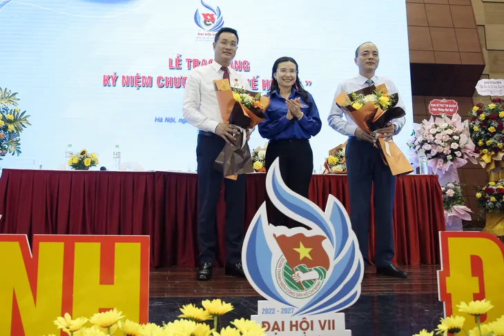Tiếp tục xây dựng và phát huy vai trò xung kích của tuổi trẻ VTV - Ảnh 10.