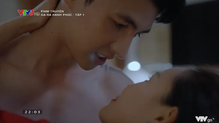 Ga-ra hạnh phúc - Tập 1: Khi Sơn Ca (Quỳnh Kool) chật vật đi xin việc, Quân (Bình An) lại cặp kè nữ đại gia - Ảnh 20. Ga-ra hạnh phúc - Tập 1: Khi Sơn Ca (Quỳnh Kool) chật vật đi xin việc, Quân (Bình An) lại cặp kè nữ đại gia - Ảnh 20.