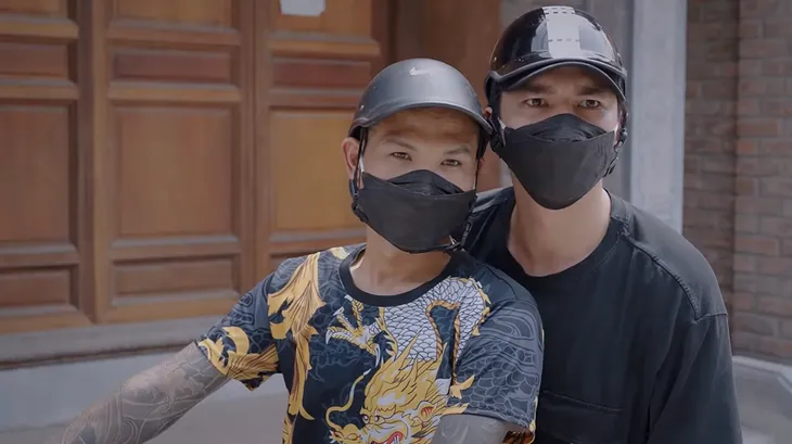 Ga-ra hạnh phúc - Tập 2: Giang hồ tìm đến nhà, Khải (Bảo Anh) có ý định bỏ trốn - Ảnh 1. Ga-ra hạnh phúc - Tập 2: Giang hồ tìm đến nhà, Khải (Bảo Anh) có ý định bỏ trốn - Ảnh 1.