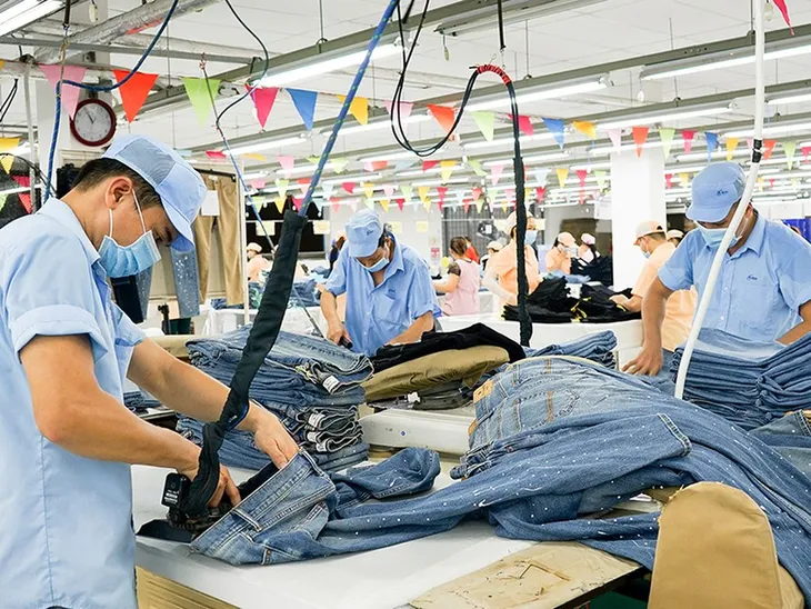Xuất khẩu cuối năm đối mặt nhiều thách thức - Ảnh 2. Xuất khẩu cuối năm đối mặt nhiều thách thức - Ảnh 2.