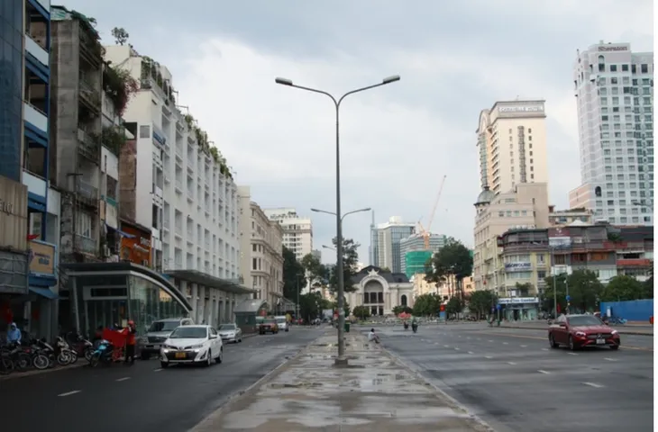 TP Hồ Chí Minh: Mặt bằng đường Lê Lợi được hoàn trả sau 8 năm - Ảnh 5. TP Hồ Chí Minh: Mặt bằng đường Lê Lợi được hoàn trả sau 8 năm - Ảnh 5.