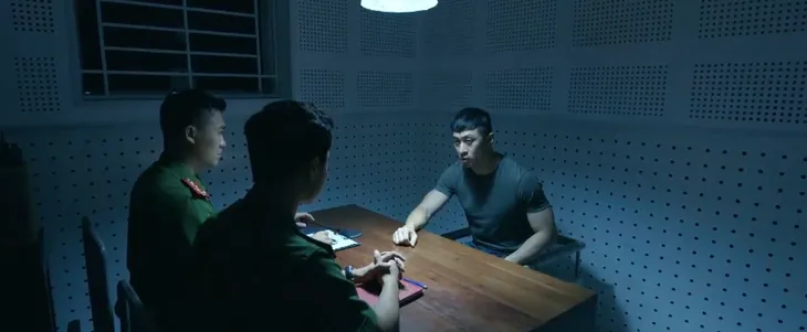 Đấu trí - Tập 32: Lộ thêm nhiều “mắt xích” trong đường dây buôn lậu của Thịnh Gia - Ảnh 5. Đấu trí - Tập 32: Lộ thêm nhiều “mắt xích” trong đường dây buôn lậu của Thịnh Gia - Ảnh 5.