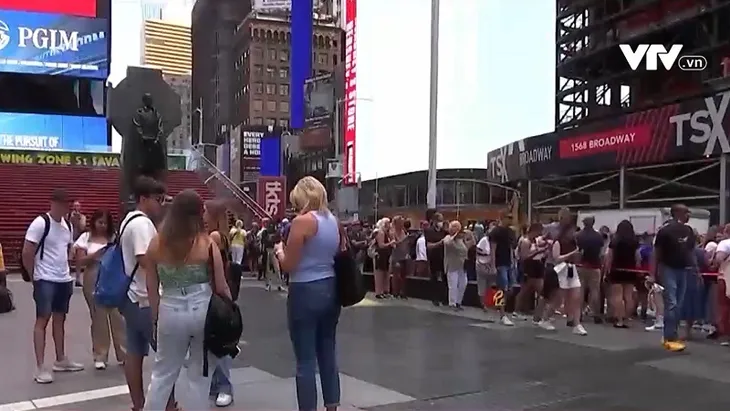 New York cấm mang súng vào Quảng trường Thời đại - Ảnh 1. New York cấm mang súng vào Quảng trường Thời đại - Ảnh 1.