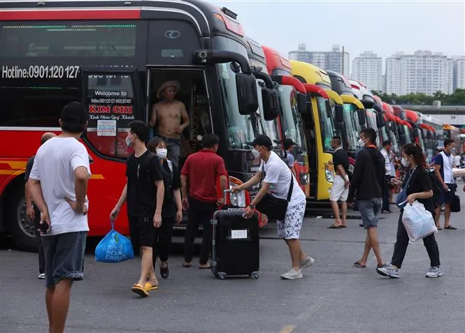 Đảm bảo an toàn phương tiện phục vụ kỳ nghỉ lễ 2/9 - Ảnh 3. Đảm bảo an toàn phương tiện phục vụ kỳ nghỉ lễ 2/9 - Ảnh 3.