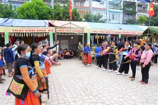 Quảng Bình, Sơn La mừng Tết Độc lập - Ảnh 6. Quảng Bình, Sơn La mừng Tết Độc lập - Ảnh 6.