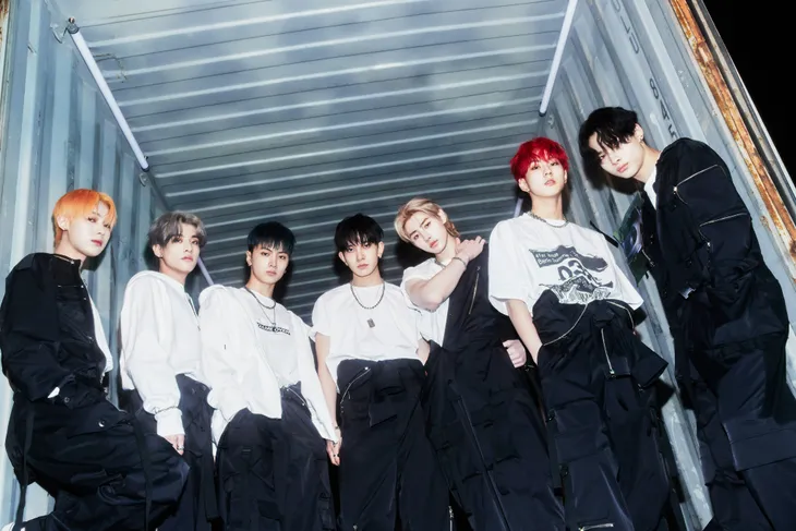 Top nhóm nhạc K-Pop thế hệ 4 được các chuyên gia bình chọn - Ảnh 8. Top nhóm nhạc K-Pop thế hệ 4 được các chuyên gia bình chọn - Ảnh 8.