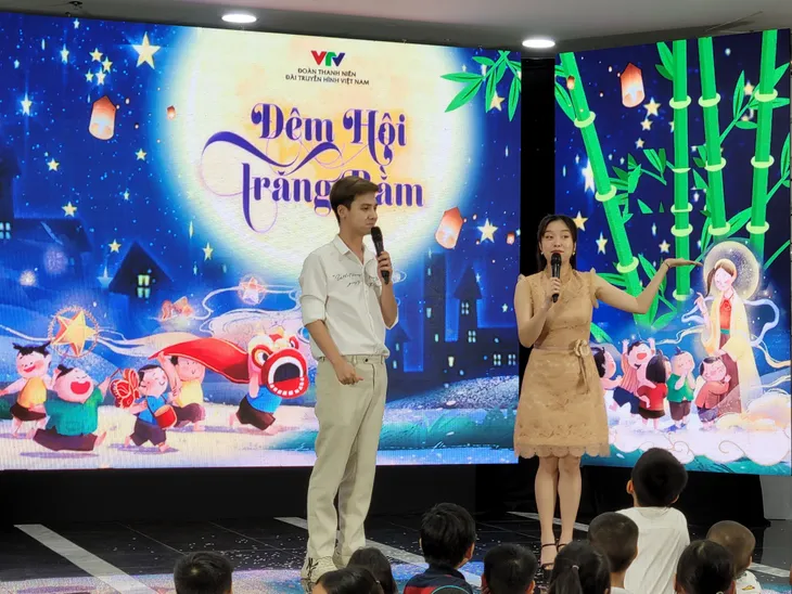 Sôi động Đêm hội trăng rằm 2022 đón Tết Trung thu tại VTV - Ảnh 1.