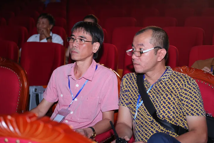 Sao Mai hội tụ rộn ràng trước giờ lên sóng - Ảnh 2. Sao Mai hội tụ rộn ràng trước giờ lên sóng - Ảnh 2.
