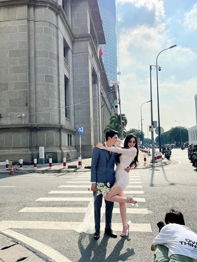 Bình An hé lộ thời gian tổ chức đám cưới với Á hậu Phương Nga - Ảnh 2. Bình An hé lộ thời gian tổ chức đám cưới với Á hậu Phương Nga - Ảnh 2.