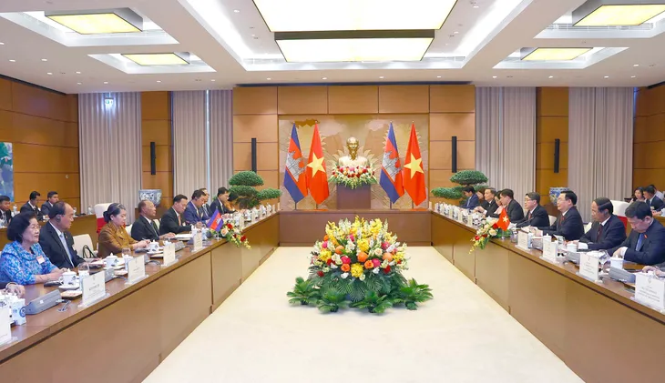 Sớm hoàn thành Quy hoạch kết nối 2 nền kinh tế Việt Nam - Campuchia đến 2030 - Ảnh 2. Sớm hoàn thành Quy hoạch kết nối 2 nền kinh tế Việt Nam - Campuchia đến 2030 - Ảnh 2.
