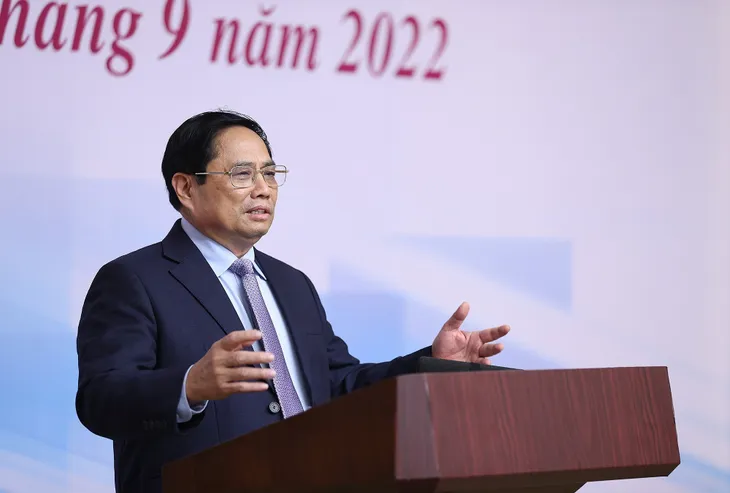 Thủ tướng: Không bó tay, không ngồi chờ, không khuất phục trước khó khăn - Ảnh 2. Thủ tướng: Không bó tay, không ngồi chờ, không khuất phục trước khó khăn - Ảnh 2.