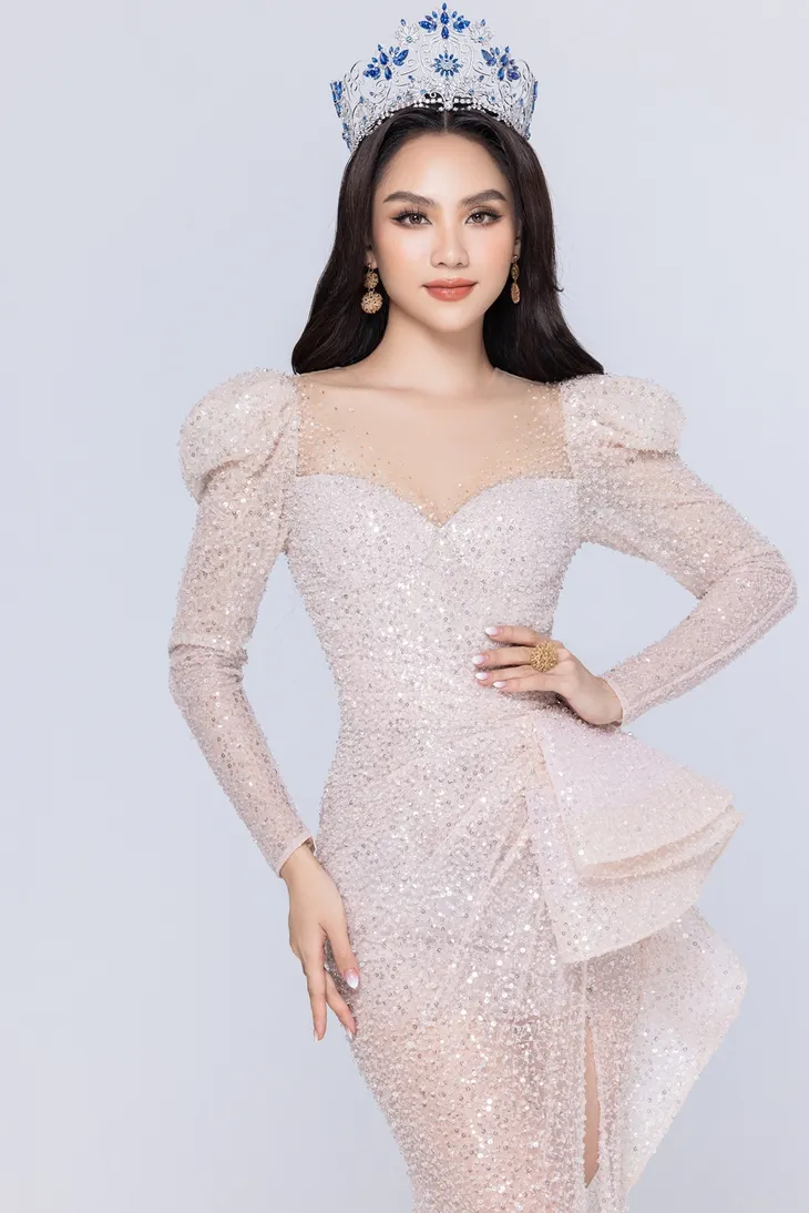 Nhan sắc Hoa hậu Mai Phương sau 1 tháng đăng quang - Ảnh 5. Nhan sắc Hoa hậu Mai Phương sau 1 tháng đăng quang - Ảnh 5.