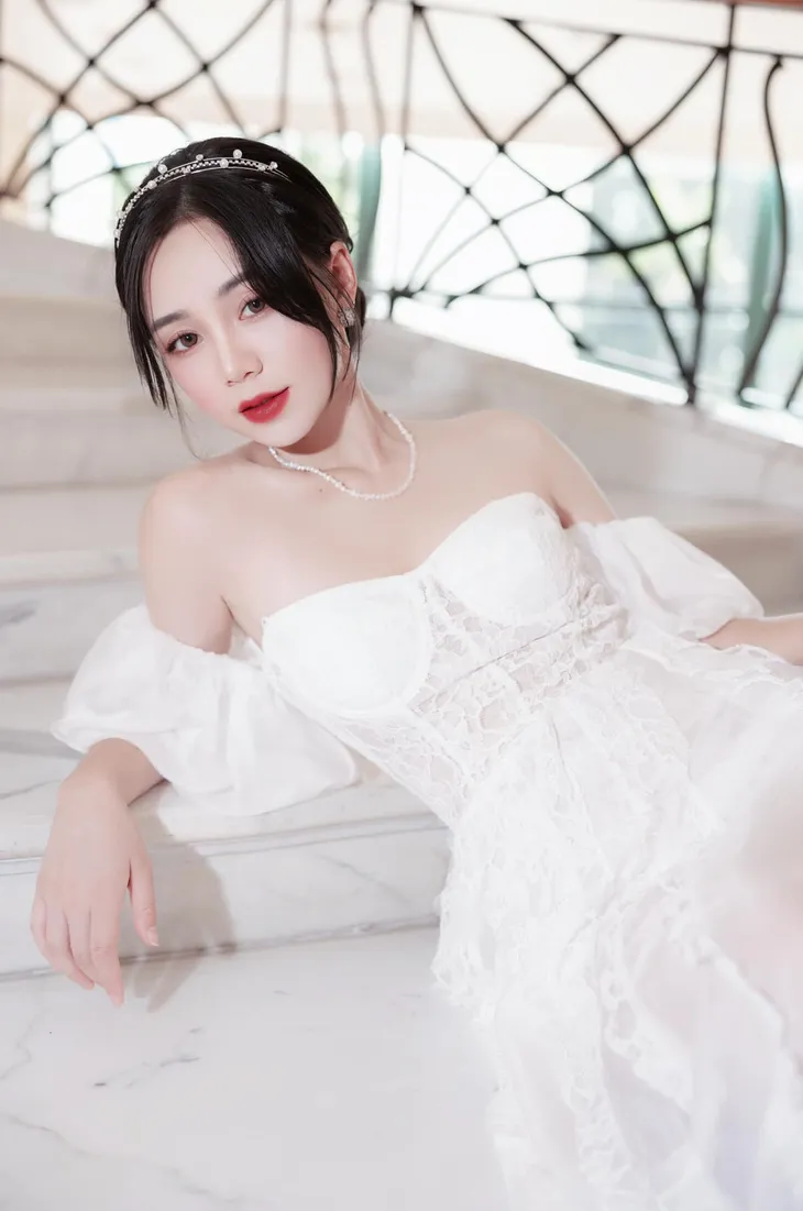 Vẻ ngọt ngào của nữ chính Ga-ra hạnh phúc - Ảnh 9. Vẻ ngọt ngào của nữ chính Ga-ra hạnh phúc - Ảnh 9.