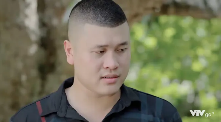 Ga-ra hạnh phúc - Tập 16: Chia tay trả lại quà, Quân cuốn gói ra đi cùng Cẩm Khê - Ảnh 5. Ga-ra hạnh phúc - Tập 16: Chia tay trả lại quà, Quân cuốn gói ra đi cùng Cẩm Khê - Ảnh 5.