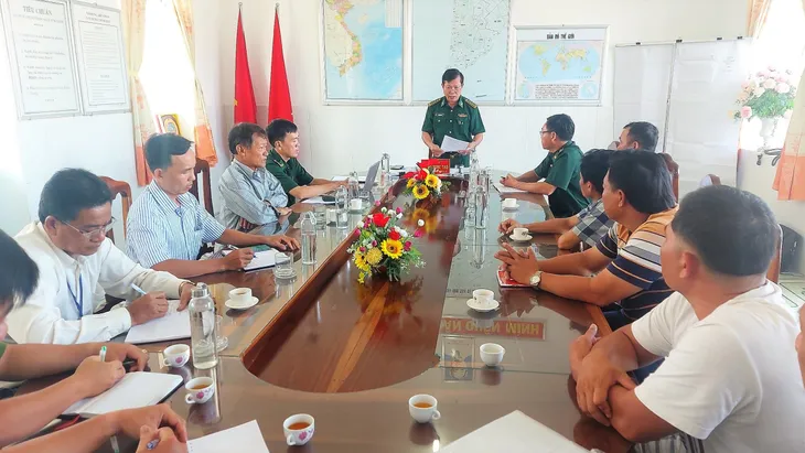 Tịch thu tàu, phạt 1,4 tỷ đồng đối với chủ tàu cá vi phạm vùng biển nước ngoài - Ảnh 1. Tịch thu tàu, phạt 1,4 tỷ đồng đối với chủ tàu cá vi phạm vùng biển nước ngoài - Ảnh 1.