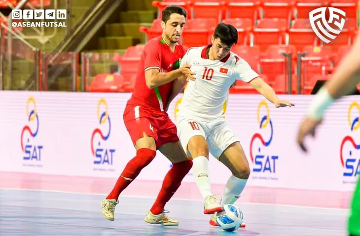 Tuyển futsal Việt Nam thể hiện diện mạo tích cực dù không tạo được bất ngờ trước Iran - Ảnh 1. Tuyển futsal Việt Nam thể hiện diện mạo tích cực dù không tạo được bất ngờ trước Iran - Ảnh 1.