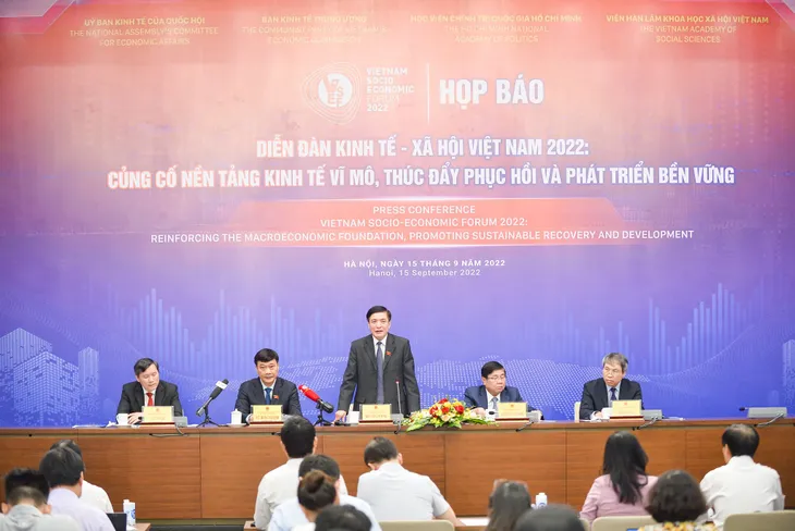 Ngày 18/9 tổ chức Diễn đàn Kinh tế - Xã hội Việt Nam 2022 - Ảnh 1. Ngày 18/9 tổ chức Diễn đàn Kinh tế - Xã hội Việt Nam 2022 - Ảnh 1.