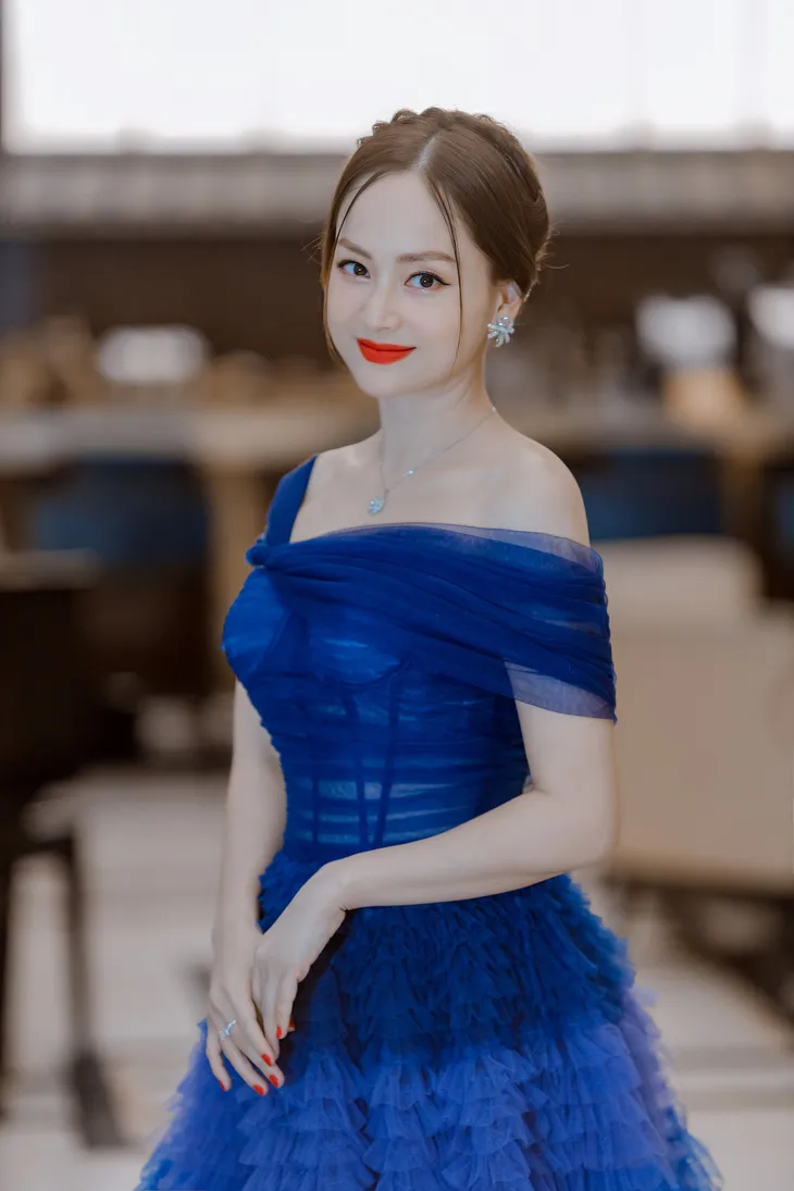 Lương Thu Trang - Lan Phương hội ngộ đẹp bất phân thắng bại - Ảnh 3. Lương Thu Trang - Lan Phương hội ngộ đẹp bất phân thắng bại - Ảnh 3.