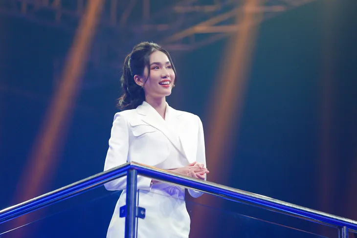 Đấu trường siêu việt: Thành Trung tiết nuối vì Á hậu Phương Anh trắng tay khi chạm ngưỡng 300 triệu đồng - Ảnh 1. Đấu trường siêu việt: Thành Trung tiết nuối vì Á hậu Phương Anh trắng tay khi chạm ngưỡng 300 triệu đồng - Ảnh 1.