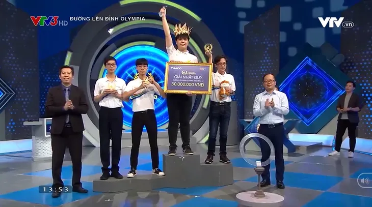 Hành trình vào Chung kết Đường lên đỉnh Olympia năm thứ 22 của vua tốc độ Nguyên Vũ - Ảnh 3. Hành trình vào Chung kết Đường lên đỉnh Olympia năm thứ 22 của vua tốc độ Nguyên Vũ - Ảnh 3.