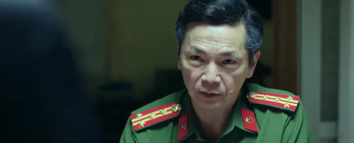 Đấu trí - Tập 43: Đại tá Giang hỏi cung đỉnh cao, đối tượng hết đường quanh co - Ảnh 7. Đấu trí - Tập 43: Đại tá Giang hỏi cung đỉnh cao, đối tượng hết đường quanh co - Ảnh 7.