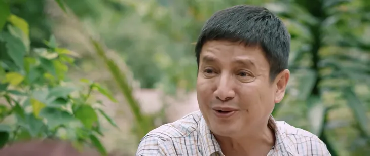 Thông gia ngõ hẹp - Tập 1: Ông Phúc (NSƯT Chí Trung) giật mình thon thót khi mẹ nhắc chuyện lén lút cầu hôn - Ảnh 7. Thông gia ngõ hẹp - Tập 1: Ông Phúc (NSƯT Chí Trung) giật mình thon thót khi mẹ nhắc chuyện lén lút cầu hôn - Ảnh 7.
