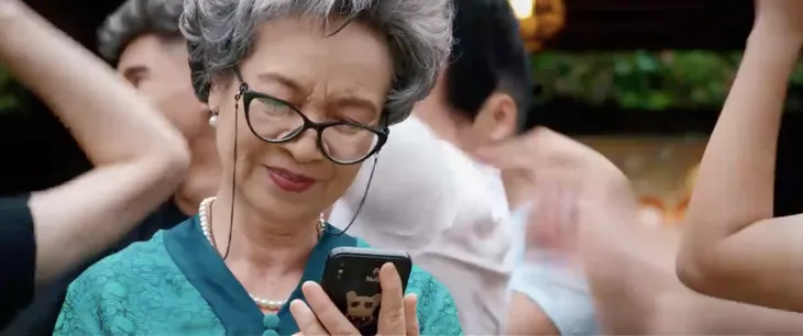 Thông gia ngõ hẹp - Tập 1: Buổi đầu gặp gỡ, hai ông thông gia “đứng hình” khi chạm mặt nhau - Ảnh 9. Thông gia ngõ hẹp - Tập 1: Buổi đầu gặp gỡ, hai ông thông gia “đứng hình” khi chạm mặt nhau - Ảnh 9.