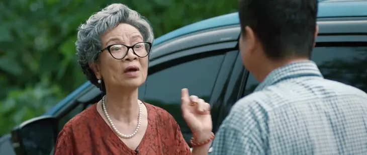 Thông gia ngõ hẹp - Tập 1: Buổi đầu gặp gỡ, hai ông thông gia “đứng hình” khi chạm mặt nhau - Ảnh 25. Thông gia ngõ hẹp - Tập 1: Buổi đầu gặp gỡ, hai ông thông gia “đứng hình” khi chạm mặt nhau - Ảnh 25.