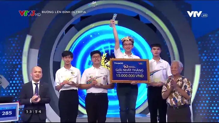 Đường lên đỉnh Olympia: Lộ diện 4 thí sinh vào cuộc thi Quý cuối cùng - Ảnh 7. Đường lên đỉnh Olympia: Lộ diện 4 thí sinh vào cuộc thi Quý cuối cùng - Ảnh 7.
