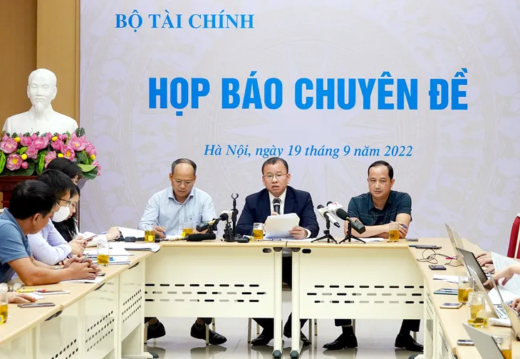 Doanh nghiệp phải mua lại trái phiếu riêng lẻ trước hạn nếu vi phạm pháp luật - Ảnh 2. Doanh nghiệp phải mua lại trái phiếu riêng lẻ trước hạn nếu vi phạm pháp luật - Ảnh 2.
