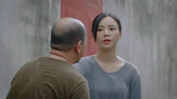 Ga-ra hạnh phúc - Tập 19: Nợ nần chồng chất, ông Sơn diễn trò van xin Sơn Ca cứu giúp - Ảnh 6. Ga-ra hạnh phúc - Tập 19: Nợ nần chồng chất, ông Sơn diễn trò van xin Sơn Ca cứu giúp - Ảnh 6.