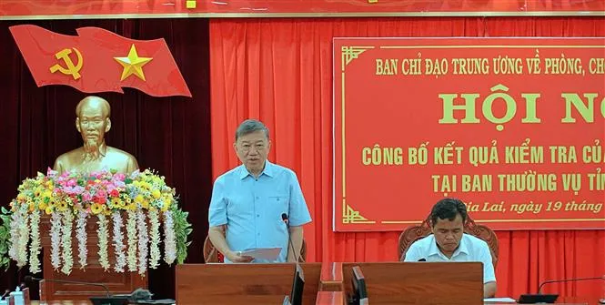 Kiểm tra phòng, chống tham nhũng, tiêu cực tại Gia Lai và VKSND tối cao - Ảnh 3. Kiểm tra phòng, chống tham nhũng, tiêu cực tại Gia Lai và VKSND tối cao - Ảnh 3.