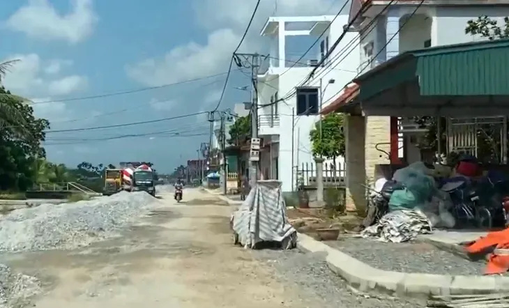 Chuyện hàng trăm hộ dân hiến đất vàng - Ảnh 2. Chuyện hàng trăm hộ dân hiến đất vàng - Ảnh 2.