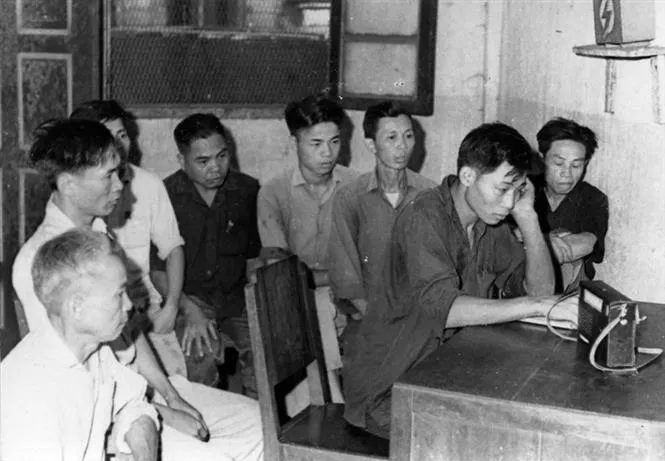 Ký ức về bản tin phát thanh ngày Bác Hồ qua đời - Ảnh 2. Ký ức về bản tin phát thanh ngày Bác Hồ qua đời - Ảnh 2.