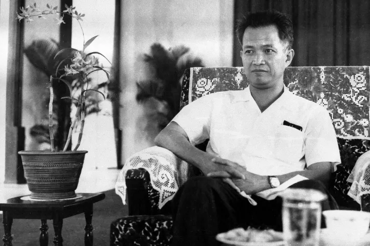 Tòa án Khmer Đỏ giữ nguyên bản án chung thân đối với Khieu Samphan - Ảnh 1. Tòa án Khmer Đỏ giữ nguyên bản án chung thân đối với Khieu Samphan - Ảnh 1.