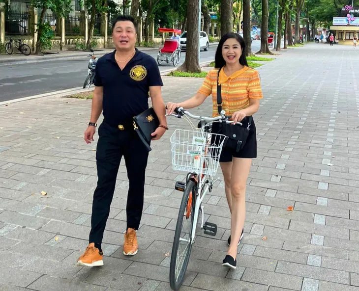 Bình Anh - Phương Nga khoe ảnh cưới, Tuấn Hưng mở lại show Góc ban công - Ảnh 3. Bình Anh - Phương Nga khoe ảnh cưới, Tuấn Hưng mở lại show Góc ban công - Ảnh 3.