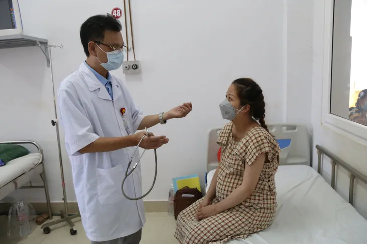 Đắk Lắk: Số ca bệnh COVID-19 nặng gia tăng, tiếp tục đẩy mạnh tiêm vaccine - Ảnh 1. Đắk Lắk: Số ca bệnh COVID-19 nặng gia tăng, tiếp tục đẩy mạnh tiêm vaccine - Ảnh 1.