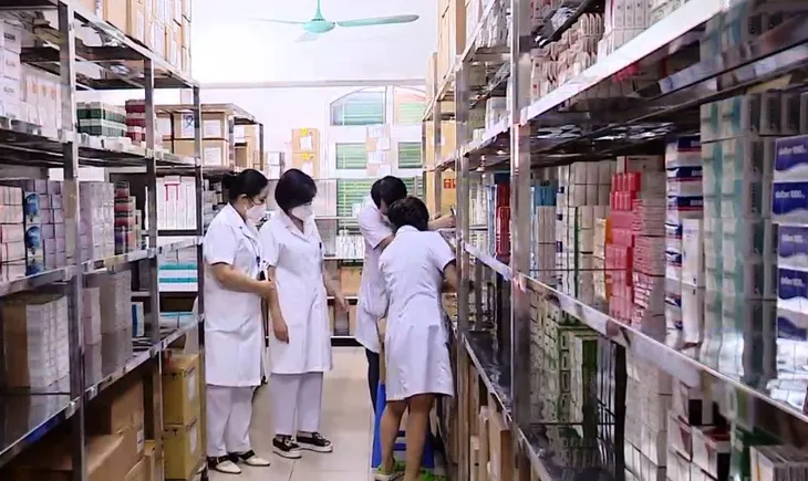 Đảm bảo nguồn cung thuốc, vật tư y tế, tuân thủ các quy định đấu thầu thuốc - Ảnh 1. Đảm bảo nguồn cung thuốc, vật tư y tế, tuân thủ các quy định đấu thầu thuốc - Ảnh 1.