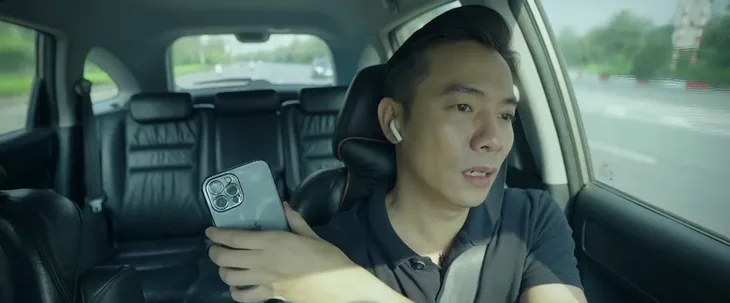 Đấu trí - Tập 49: Giám đốc TN Mobile bị làm tốt thí, ai là nội gián của công an? - Ảnh 12. Đấu trí - Tập 49: Giám đốc TN Mobile bị làm tốt thí, ai là nội gián của công an? - Ảnh 12.