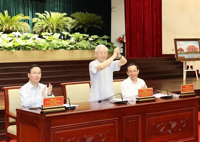Toàn văn Phát biểu của Tổng Bí thư tại buổi làm việc với Thành ủy TP Hồ Chí Minh - Ảnh 2. Toàn văn Phát biểu của Tổng Bí thư tại buổi làm việc với Thành ủy TP Hồ Chí Minh - Ảnh 2.