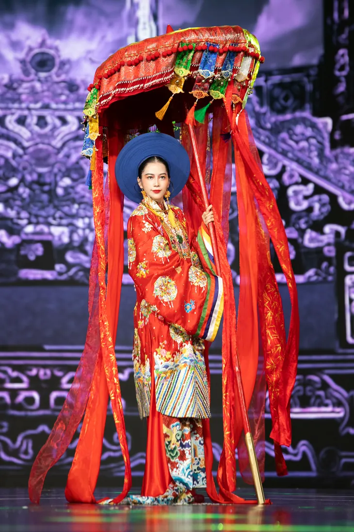 Những bộ trang phục văn hóa dân tộc ấn tượng tại Miss Grand Vietnam 2022 - Ảnh 1. Những bộ trang phục văn hóa dân tộc ấn tượng tại Miss Grand Vietnam 2022 - Ảnh 1.