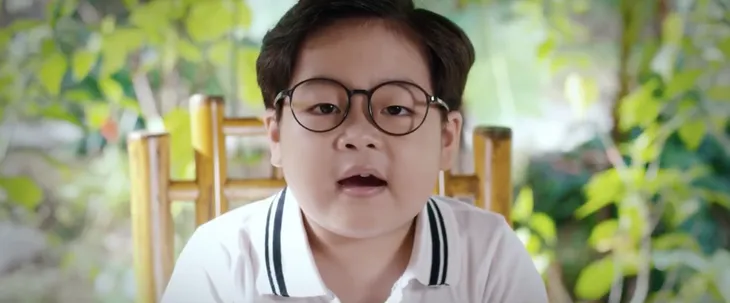 Thông gia ngõ hẹp - Tập 3: Cả nhà Linh cảm giác gia đình Phan có gì đó rất lạ - Ảnh 26. Thông gia ngõ hẹp - Tập 3: Cả nhà Linh cảm giác gia đình Phan có gì đó rất lạ - Ảnh 26.